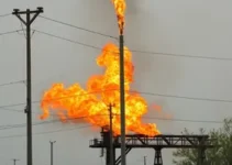 chamas em polo petroquímico
