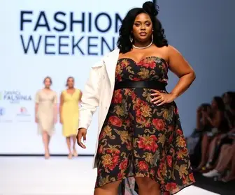 Fashion Weekend Plus Size